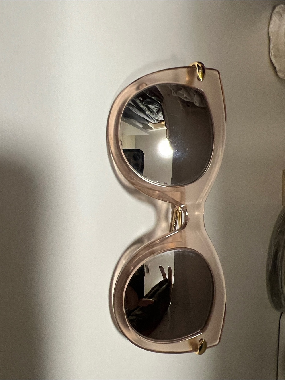 Krewe Chunky Cat-Eye Sunglasses in Blush Pink with Dark mirrored Lenses